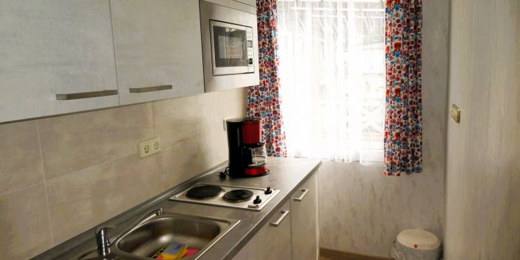 Bungalow bis 4 Personen mit WC/Dusche